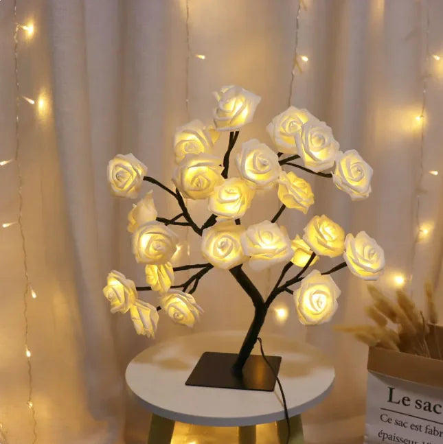 Lámpara romántica con forma de rosal: luz decorativa para el dormitorio